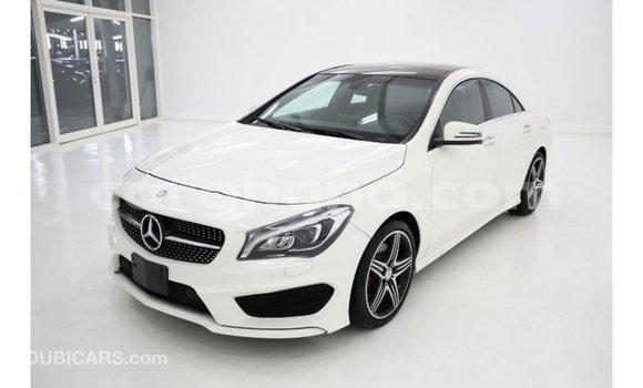 Sayi Imported Mercedes‒Benz 250 White Mota in Import - Dubai a Ashanti Sayi Imported Mercedes‒Benz 250 White Mota in Import - Dubai a Ashanti