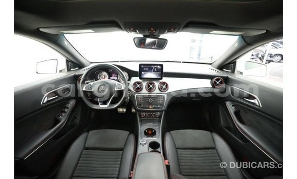 Sayi Imported Mercedes‒Benz 250 White Mota in Import - Dubai a Ashanti Sayi Imported Mercedes‒Benz 250 White Mota in Import - Dubai a Ashanti