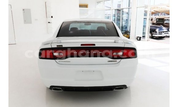 Sayi Imported Dodge Charger White Mota in Import - Dubai a Ashanti Sayi Imported Dodge Charger White Mota in Import - Dubai a Ashanti