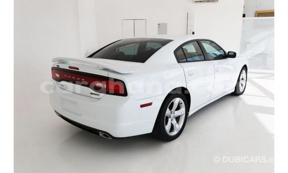Sayi Imported Dodge Charger White Mota in Import - Dubai a Ashanti Sayi Imported Dodge Charger White Mota in Import - Dubai a Ashanti