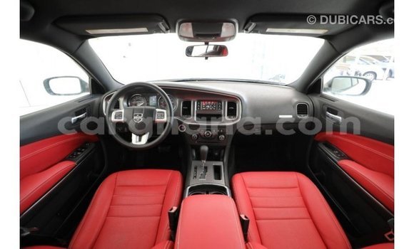 Sayi Imported Dodge Charger White Mota in Import - Dubai a Ashanti Sayi Imported Dodge Charger White Mota in Import - Dubai a Ashanti