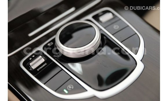 Ra Imported Mercedes‒Benz 1117 Black Ọkọ̀ akẹ́rù ńlá in Import - Dubai ni Ashanti Ra Imported Mercedes‒Benz 1117 Black Ọkọ̀ akẹ́rù ńlá in Import - Dubai ni Ashanti