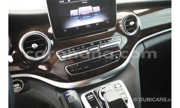 Sayi Imported Mercedes‒Benz 250 Black Mota in Import - Dubai a Ashanti Sayi Imported Mercedes‒Benz 250 Black Mota in Import - Dubai a Ashanti