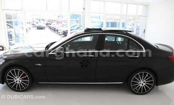 Buy Import Mercedes‒Benz 1117 Black Truck in Import - Dubai in Ashanti Buy Import Mercedes‒Benz 1117 Black Truck in Import - Dubai in Ashanti