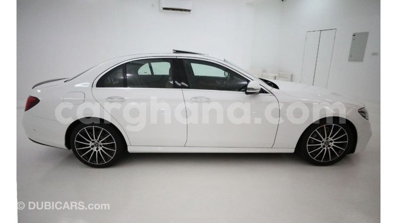 Big with watermark mercedes benz 1117 ashanti import dubai 11907