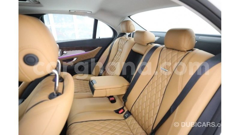 Big with watermark mercedes benz 1117 ashanti import dubai 11907