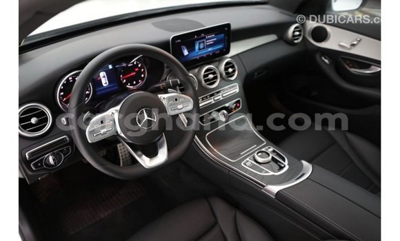 Sayi Imported Mercedes‒Benz 200 White Mota in Import - Dubai a Ashanti Sayi Imported Mercedes‒Benz 200 White Mota in Import - Dubai a Ashanti