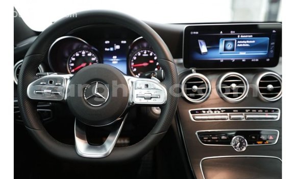 Sayi Imported Mercedes‒Benz 200 White Mota in Import - Dubai a Ashanti Sayi Imported Mercedes‒Benz 200 White Mota in Import - Dubai a Ashanti