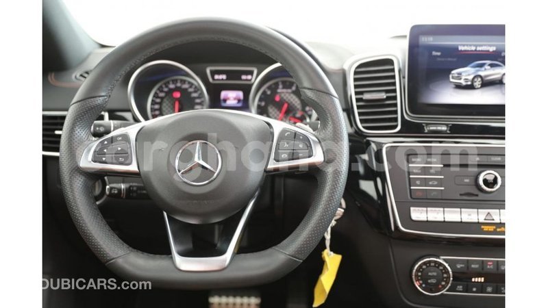 Big with watermark mercedes benz gle ashanti import dubai 11915