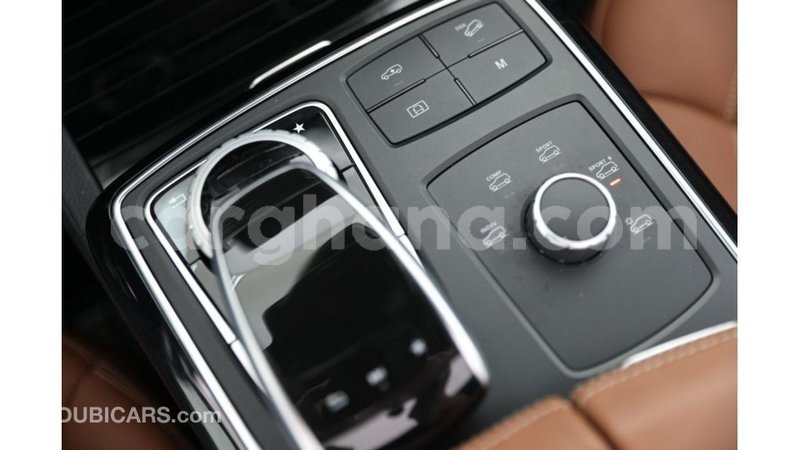 Big with watermark mercedes benz gle ashanti import dubai 11915