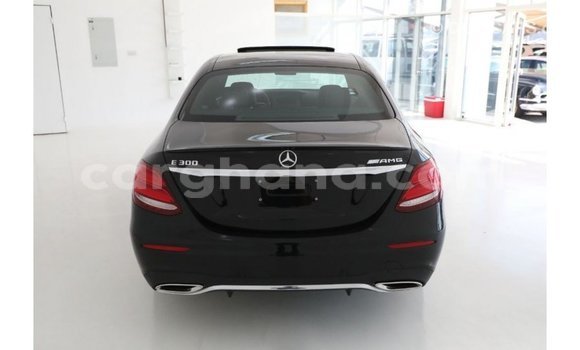 Sayi Imported Mercedes‒Benz 1117 Black Babbar mota in Import - Dubai a Ashanti Sayi Imported Mercedes‒Benz 1117 Black Babbar mota in Import - Dubai a Ashanti