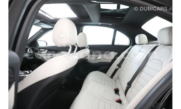 Buy Import Mercedes‒Benz 1117 Black Truck in Import - Dubai in Ashanti Buy Import Mercedes‒Benz 1117 Black Truck in Import - Dubai in Ashanti