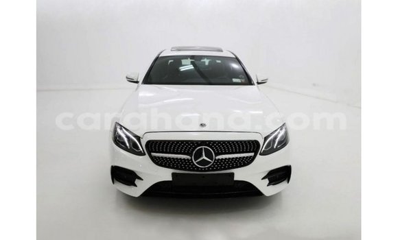 Buy Import Mercedes‒Benz 1117 White Truck in Import - Dubai in Ashanti Buy Import Mercedes‒Benz 1117 White Truck in Import - Dubai in Ashanti