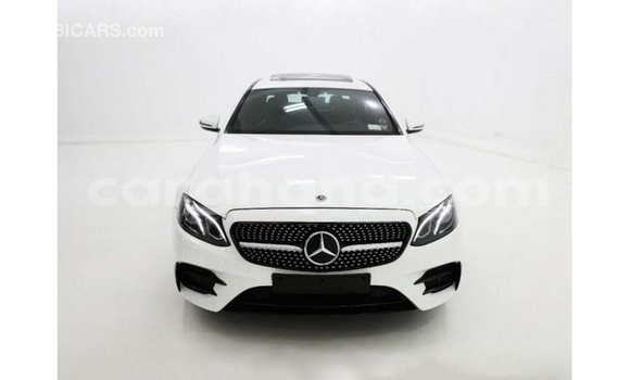 Buy Import Mercedes‒Benz 1117 White Truck in Import - Dubai in Ashanti Buy Import Mercedes‒Benz 1117 White Truck in Import - Dubai in Ashanti