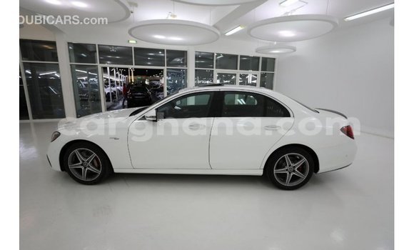 Buy Import Mercedes‒Benz 1117 White Truck in Import - Dubai in Ashanti Buy Import Mercedes‒Benz 1117 White Truck in Import - Dubai in Ashanti