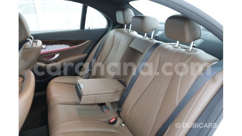 Big with watermark mercedes benz 1117 ashanti import dubai 11919