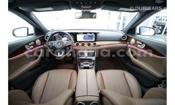 Buy Import Mercedes‒Benz 1117 White Truck in Import - Dubai in Ashanti Buy Import Mercedes‒Benz 1117 White Truck in Import - Dubai in Ashanti