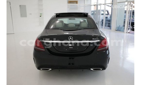 Buy Import Mercedes‒Benz 1117 Black Truck in Import - Dubai in Ashanti Buy Import Mercedes‒Benz 1117 Black Truck in Import - Dubai in Ashanti
