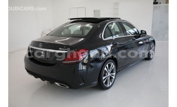 Buy Import Mercedes‒Benz 1117 Black Truck in Import - Dubai in Ashanti Buy Import Mercedes‒Benz 1117 Black Truck in Import - Dubai in Ashanti