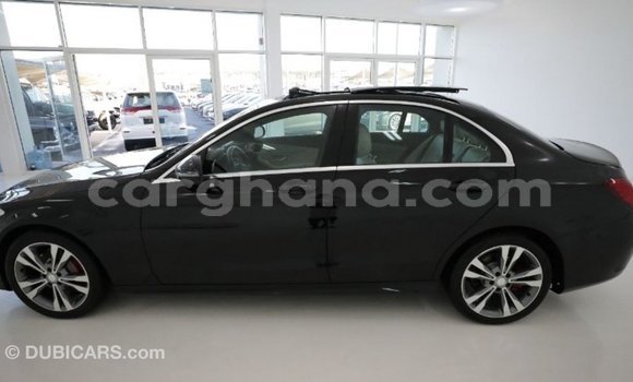 Buy Import Mercedes‒Benz 1117 Black Truck in Import - Dubai in Ashanti Buy Import Mercedes‒Benz 1117 Black Truck in Import - Dubai in Ashanti