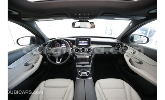 Buy Import Mercedes‒Benz 1117 Black Truck in Import - Dubai in Ashanti Buy Import Mercedes‒Benz 1117 Black Truck in Import - Dubai in Ashanti