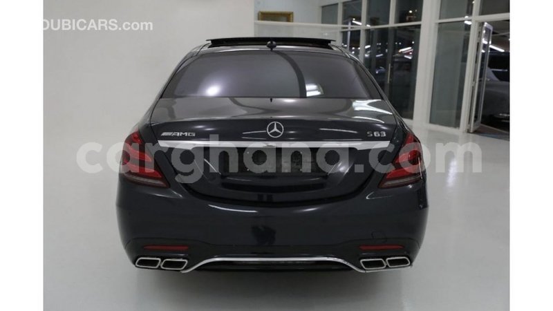 Big with watermark mercedes benz 1117 ashanti import dubai 11921