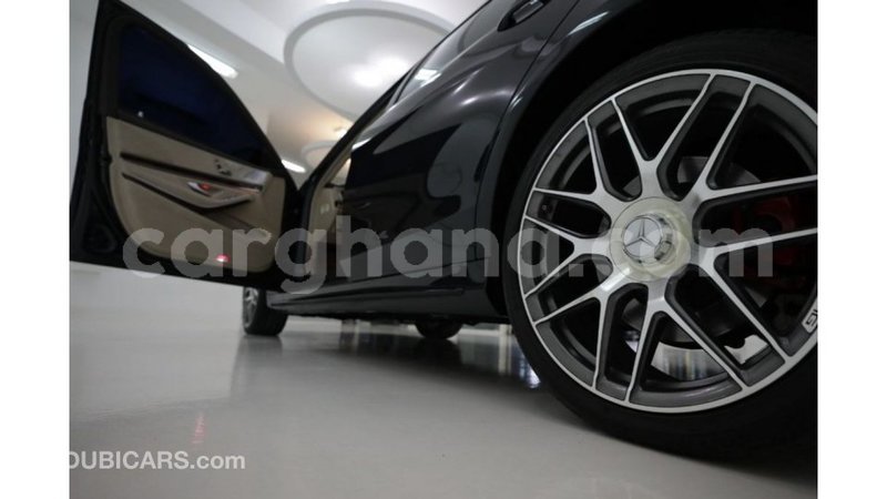 Big with watermark mercedes benz 1117 ashanti import dubai 11921