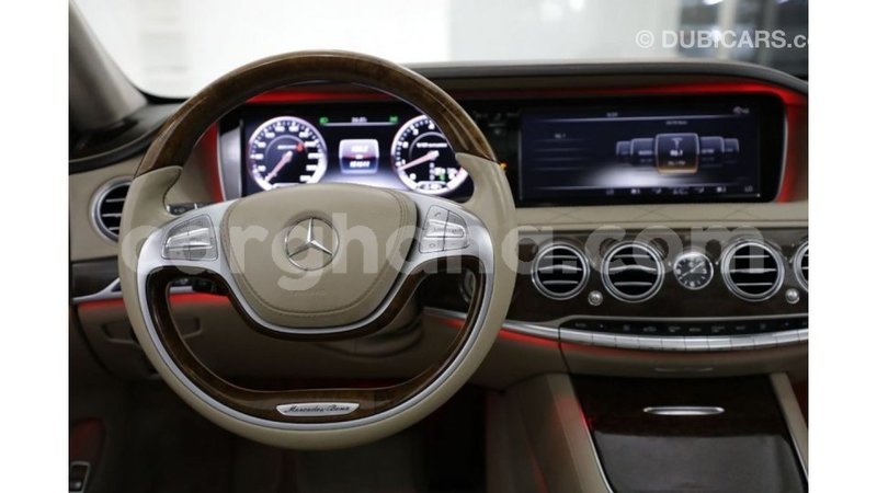 Big with watermark mercedes benz 1117 ashanti import dubai 11921