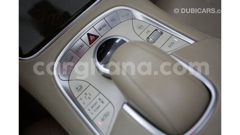 Big with watermark mercedes benz 1117 ashanti import dubai 11921