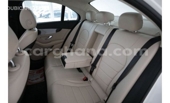 Ra Imported Mercedes‒Benz 200 funfun Ọkọ̀ in Import - Dubai ni Ashanti Ra Imported Mercedes‒Benz 200 funfun Ọkọ̀ in Import - Dubai ni Ashanti