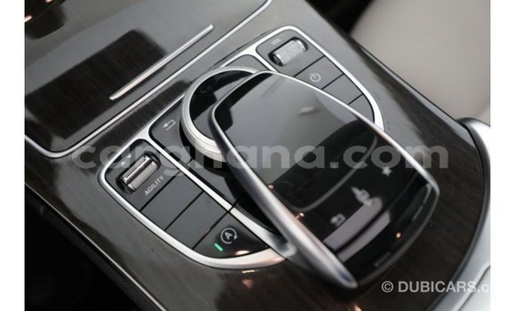 Ra Imported Mercedes‒Benz 1117 funfun Ọkọ̀ akẹ́rù ńlá in Import - Dubai ni Ashanti Ra Imported Mercedes‒Benz 1117 funfun Ọkọ̀ akẹ́rù ńlá in Import - Dubai ni Ashanti