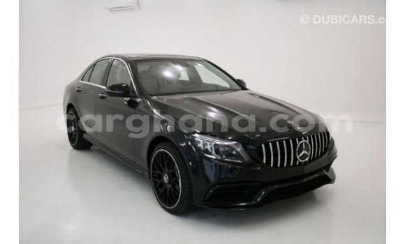 Buy Import Mercedes‒Benz 1117 Black Truck in Import - Dubai in Ashanti Buy Import Mercedes‒Benz 1117 Black Truck in Import - Dubai in Ashanti