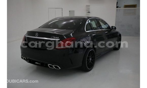 Buy Import Mercedes‒Benz 1117 Black Truck in Import - Dubai in Ashanti Buy Import Mercedes‒Benz 1117 Black Truck in Import - Dubai in Ashanti