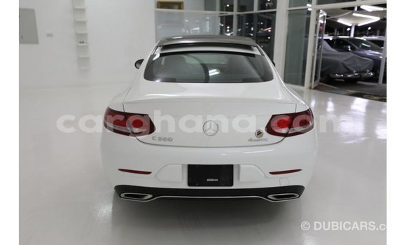 Buy Import Mercedes‒Benz 1117 White Truck in Import - Dubai in Ashanti Buy Import Mercedes‒Benz 1117 White Truck in Import - Dubai in Ashanti