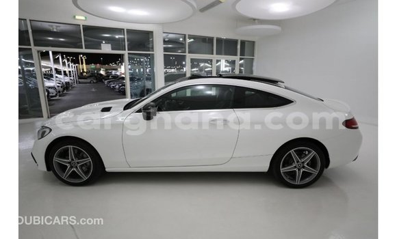 Buy Import Mercedes‒Benz 1117 White Truck in Import - Dubai in Ashanti Buy Import Mercedes‒Benz 1117 White Truck in Import - Dubai in Ashanti