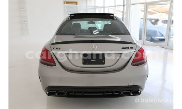 Sayi Imported Mercedes‒Benz 1117 Sauran Babbar mota in Import - Dubai a Ashanti Sayi Imported Mercedes‒Benz 1117 Sauran Babbar mota in Import - Dubai a Ashanti