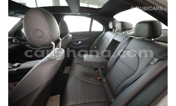 Sayi Imported Mercedes‒Benz 1117 Sauran Babbar mota in Import - Dubai a Ashanti Sayi Imported Mercedes‒Benz 1117 Sauran Babbar mota in Import - Dubai a Ashanti