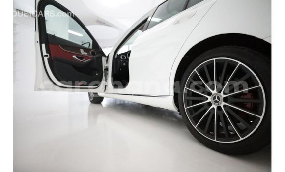 Buy Import Mercedes‒Benz 1117 White Truck in Import - Dubai in Ashanti Buy Import Mercedes‒Benz 1117 White Truck in Import - Dubai in Ashanti