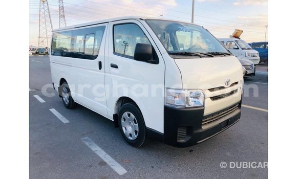 Sayi Imported Toyota Hiace White Mota in Import - Dubai a Ashanti Sayi Imported Toyota Hiace White Mota in Import - Dubai a Ashanti