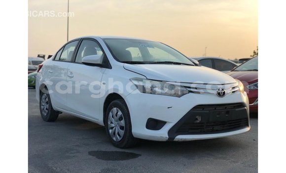 Ra Imported Toyota Yaris funfun Ọkọ̀ in Import - Dubai ni Ashanti Ra Imported Toyota Yaris funfun Ọkọ̀ in Import - Dubai ni Ashanti