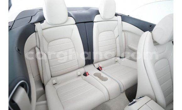 Ra Imported Mercedes‒Benz 1117 Black Ọkọ̀ akẹ́rù ńlá in Import - Dubai ni Ashanti Ra Imported Mercedes‒Benz 1117 Black Ọkọ̀ akẹ́rù ńlá in Import - Dubai ni Ashanti