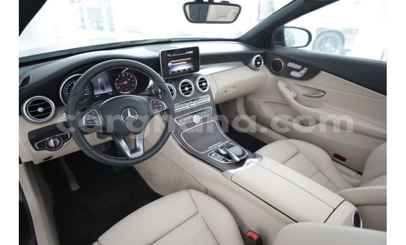 Ra Imported Mercedes‒Benz 1117 Black Ọkọ̀ akẹ́rù ńlá in Import - Dubai ni Ashanti Ra Imported Mercedes‒Benz 1117 Black Ọkọ̀ akẹ́rù ńlá in Import - Dubai ni Ashanti