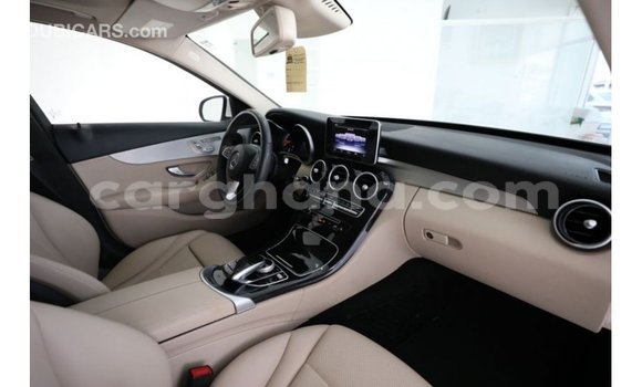 Ra Imported Mercedes‒Benz 1117 funfun Ọkọ̀ akẹ́rù ńlá in Import - Dubai ni Ashanti Ra Imported Mercedes‒Benz 1117 funfun Ọkọ̀ akẹ́rù ńlá in Import - Dubai ni Ashanti