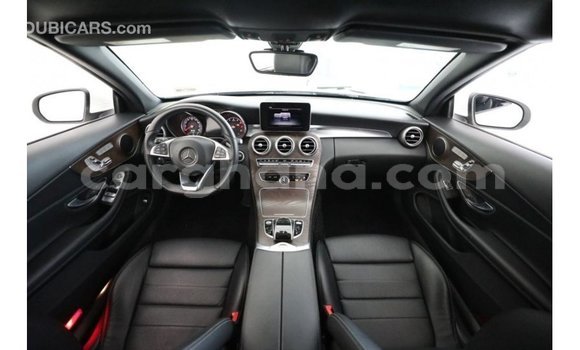 Ra Imported Mercedes‒Benz 1117 funfun Ọkọ̀ akẹ́rù ńlá in Import - Dubai ni Ashanti Ra Imported Mercedes‒Benz 1117 funfun Ọkọ̀ akẹ́rù ńlá in Import - Dubai ni Ashanti