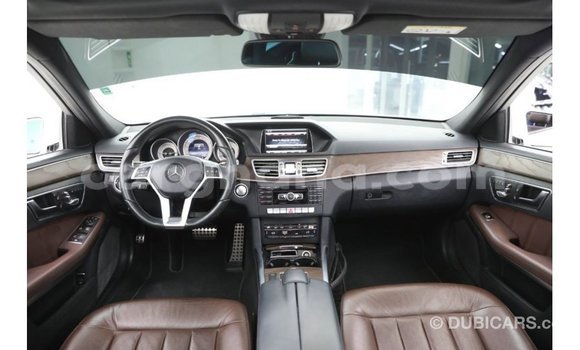 Sayi Imported Mercedes‒Benz 1729 White Babbar mota in Import - Dubai a Ashanti Sayi Imported Mercedes‒Benz 1729 White Babbar mota in Import - Dubai a Ashanti