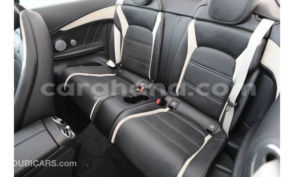 Ra Imported Mercedes‒Benz 1117 funfun Ọkọ̀ akẹ́rù ńlá in Import - Dubai ni Ashanti Ra Imported Mercedes‒Benz 1117 funfun Ọkọ̀ akẹ́rù ńlá in Import - Dubai ni Ashanti