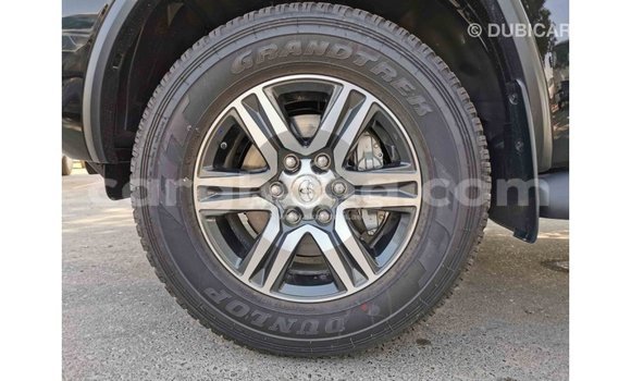 Sayi Imported Toyota Fortuner Black Mota in Import - Dubai a Ashanti Sayi Imported Toyota Fortuner Black Mota in Import - Dubai a Ashanti