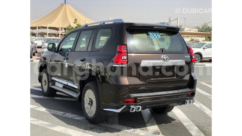 Big with watermark toyota prado ashanti import dubai 11979