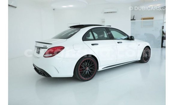Sayi Imported Mercedes‒Benz 1117 White Babbar mota in Import - Dubai a Ashanti Sayi Imported Mercedes‒Benz 1117 White Babbar mota in Import - Dubai a Ashanti
