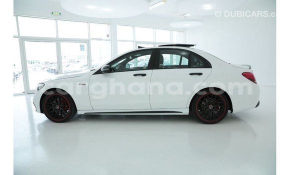 Sayi Imported Mercedes‒Benz 1117 White Babbar mota in Import - Dubai a Ashanti Sayi Imported Mercedes‒Benz 1117 White Babbar mota in Import - Dubai a Ashanti